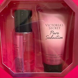 Victoria's Secret Pure Seduction Set - Pink